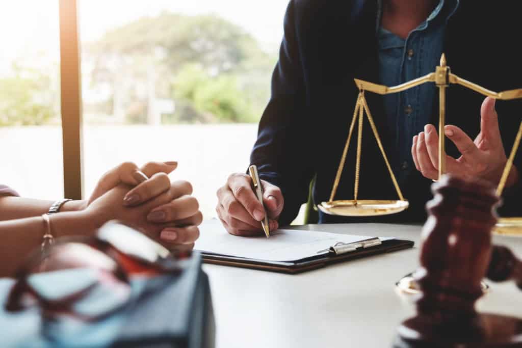 Court Applications vs. Mediation: A Less Stressful Path with EH Mediation Potters Bar